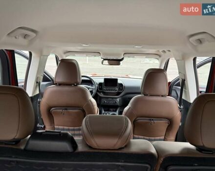 Красный Форд Bronco Sport, объемом двигателя 2 л и пробегом 51 тыс. км за 26000 $, фото 48 на Automoto.ua