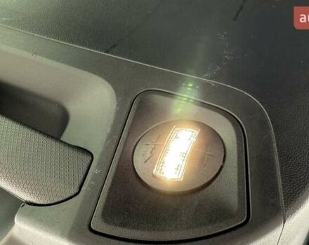 Синий Форд Bronco Sport, объемом двигателя 2 л и пробегом 98 тыс. км за 23000 $, фото 47 на Automoto.ua