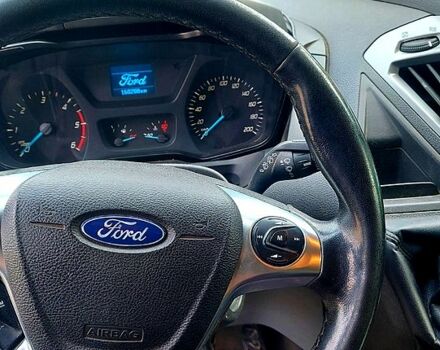 Белый Форд Custom, объемом двигателя 2 л и пробегом 160 тыс. км за 12000 $, фото 4 на Automoto.ua