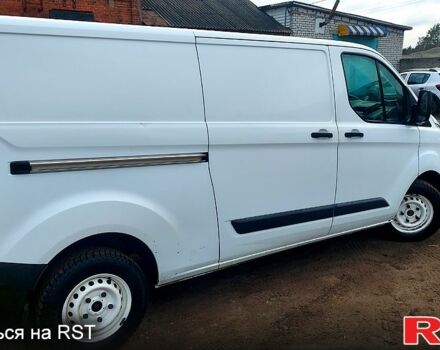 Белый Форд Custom, объемом двигателя 2 л и пробегом 160 тыс. км за 12000 $, фото 2 на Automoto.ua