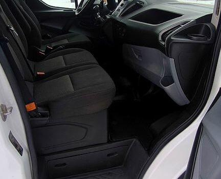 Білий Форд Custom, об'ємом двигуна 20 л та пробігом 173 тис. км за 13500 $, фото 11 на Automoto.ua