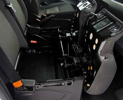 Білий Форд Custom, об'ємом двигуна 20 л та пробігом 173 тис. км за 13500 $, фото 10 на Automoto.ua