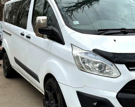 Белый Форд Custom, объемом двигателя 2.2 л и пробегом 403 тыс. км за 12000 $, фото 1 на Automoto.ua