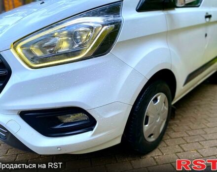 Форд Custom 2018 в Житомире на Automoto.ua Белый Форд Custom, объемом двигателя 2 л и пробегом 277 тыс. км за 14050 $, фото 4 на Automoto.ua