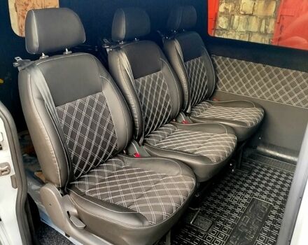 Белый Форд Custom, объемом двигателя 2 л и пробегом 240 тыс. км за 21000 $, фото 6 на Automoto.ua