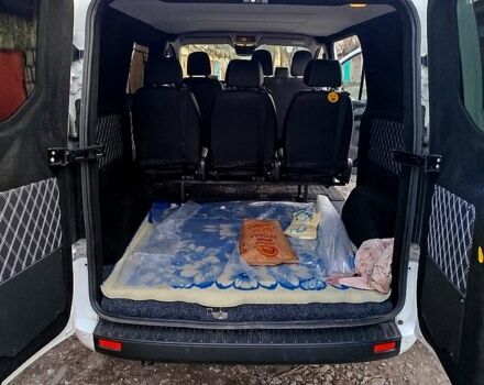 Белый Форд Custom, объемом двигателя 2 л и пробегом 240 тыс. км за 21000 $, фото 4 на Automoto.ua