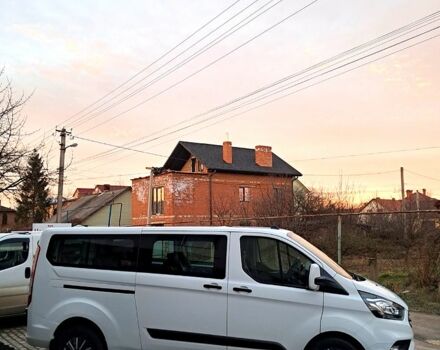 Білий Форд Custom, об'ємом двигуна 2 л та пробігом 125 тис. км за 34000 $, фото 3 на Automoto.ua