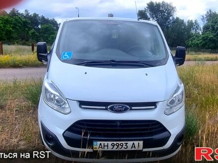 Белый Форд Custom, объемом двигателя 2.2 л и пробегом 370 тыс. км за 12000 $, фото 1 на Automoto.ua