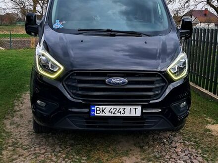 Чорний Форд Custom, об'ємом двигуна 2 л та пробігом 200 тис. км за 16700 $, фото 1 на Automoto.ua