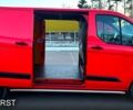 Красный Форд Custom, объемом двигателя 20 л и пробегом 228 тыс. км за 16800 $, фото 3 на Automoto.ua