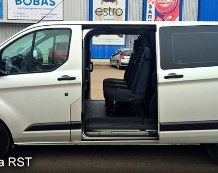 Форд Custom, объемом двигателя 2 л и пробегом 273 тыс. км за 15950 $, фото 1 на Automoto.ua