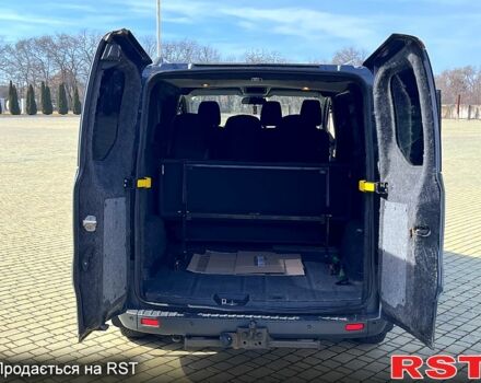 Сірий Форд Custom, об'ємом двигуна 2.2 л та пробігом 254 тис. км за 11600 $, фото 5 на Automoto.ua