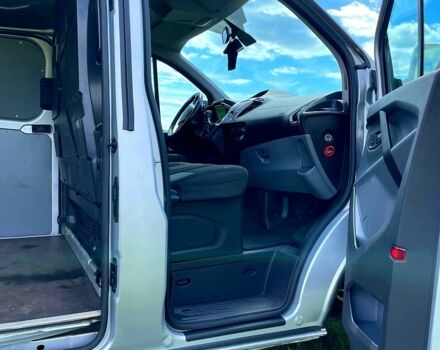Серый Форд Custom, объемом двигателя 2.2 л и пробегом 201 тыс. км за 12900 $, фото 8 на Automoto.ua