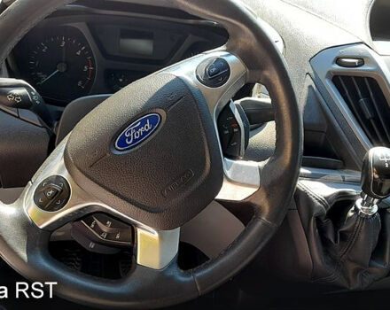 Серый Форд Custom, объемом двигателя 2.2 л и пробегом 210 тыс. км за 13000 $, фото 5 на Automoto.ua
