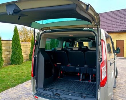 Серый Форд Custom, объемом двигателя 2.2 л и пробегом 279 тыс. км за 15900 $, фото 2 на Automoto.ua
