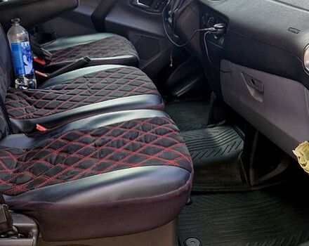 Серый Форд Custom, объемом двигателя 2 л и пробегом 191 тыс. км за 14000 $, фото 9 на Automoto.ua