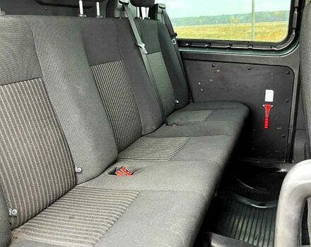 Серый Форд Custom, объемом двигателя 2.2 л и пробегом 200 тыс. км за 16500 $, фото 11 на Automoto.ua