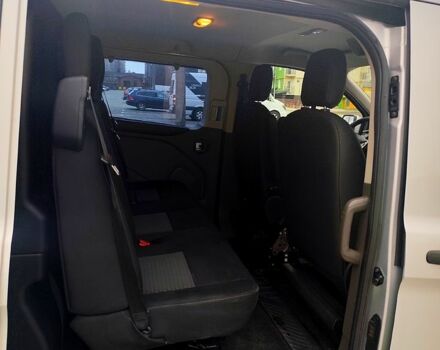 Серый Форд Custom, объемом двигателя 2 л и пробегом 382 тыс. км за 22000 $, фото 3 на Automoto.ua
