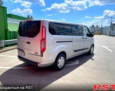 Серый Форд Custom, объемом двигателя 2 л и пробегом 195 тыс. км за 22500 $, фото 13 на Automoto.ua