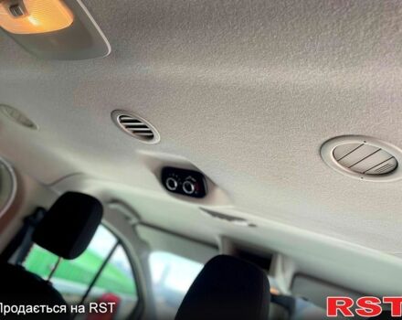 Серый Форд Custom, объемом двигателя 2 л и пробегом 195 тыс. км за 22500 $, фото 18 на Automoto.ua