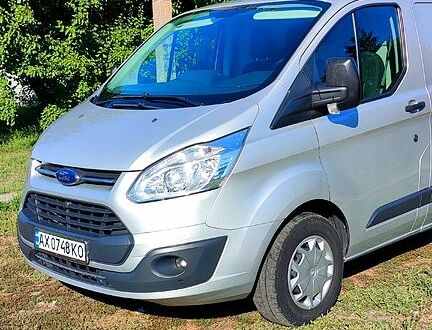 Серый Форд Custom, объемом двигателя 2 л и пробегом 220 тыс. км за 15400 $, фото 1 на Automoto.ua