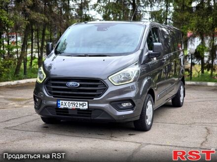 Форд Custom 2018 у Харкові на Automoto.ua Сірий Форд Custom, об'ємом двигуна 2 л та пробігом 199 тис. км за 17399 $, фото 1 на Automoto.ua