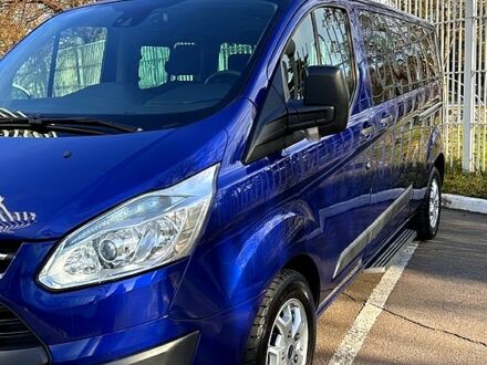 Форд Custom 2014 в Одессе на Automoto.ua Синий Форд Custom, объемом двигателя 2.2 л и пробегом 280 тыс. км за 15700 $, фото 1 на Automoto.ua