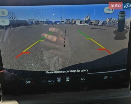 Білий Форд E-Transit, об'ємом двигуна 0 л та пробігом 75 тис. км за 30000 $, фото 26 на Automoto.ua