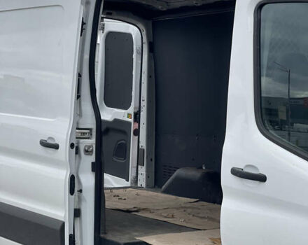 Белый Форд E-Transit, объемом двигателя 0 л и пробегом 53 тыс. км за 28950 $, фото 3 на Automoto.ua