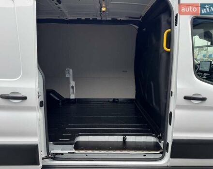 Белый Форд E-Transit, объемом двигателя 0 л и пробегом 9 тыс. км за 39900 $, фото 31 на Automoto.ua
