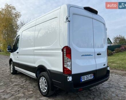 Белый Форд E-Transit, объемом двигателя 0 л и пробегом 26 тыс. км за 32999 $, фото 4 на Automoto.ua