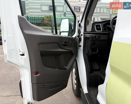 Белый Форд E-Transit, объемом двигателя 0 л и пробегом 4 тыс. км за 29999 $, фото 18 на Automoto.ua
