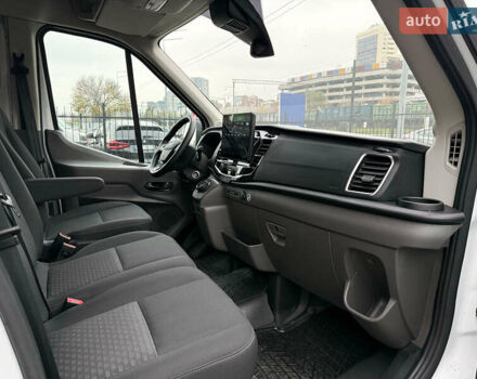 Белый Форд E-Transit, объемом двигателя 0 л и пробегом 4 тыс. км за 29999 $, фото 15 на Automoto.ua