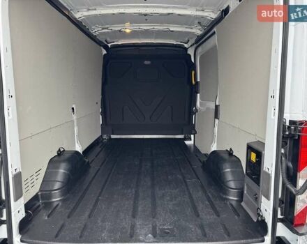 Белый Форд E-Transit, объемом двигателя 0 л и пробегом 9 тыс. км за 39900 $, фото 3 на Automoto.ua