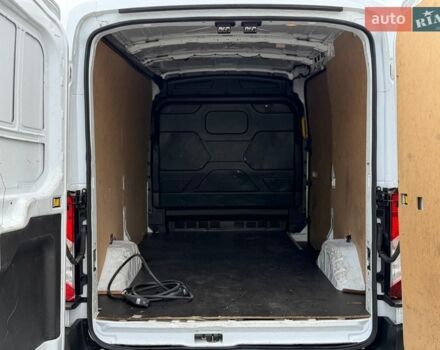 Белый Форд E-Transit, объемом двигателя 0 л и пробегом 69 тыс. км за 27700 $, фото 7 на Automoto.ua