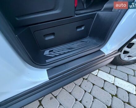 Білий Форд E-Transit, об'ємом двигуна 0 л та пробігом 23 тис. км за 37800 $, фото 58 на Automoto.ua