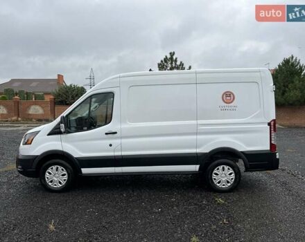 Белый Форд E-Transit, объемом двигателя 0 л и пробегом 15 тыс. км за 33500 $, фото 1 на Automoto.ua