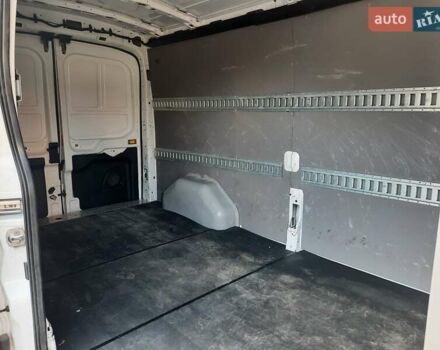 Белый Форд E-Transit, объемом двигателя 0 л и пробегом 22 тыс. км за 35700 $, фото 2 на Automoto.ua