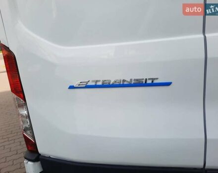 Белый Форд E-Transit, объемом двигателя 0 л и пробегом 22 тыс. км за 35700 $, фото 4 на Automoto.ua