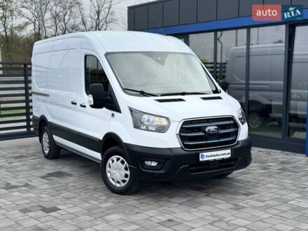 Белый Форд E-Transit, объемом двигателя 0 л и пробегом 9 тыс. км за 39900 $, фото 1 на Automoto.ua