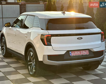 Белый Форд Explorer EV, объемом двигателя 0 л и пробегом 5 тыс. км за 38000 $, фото 23 на Automoto.ua