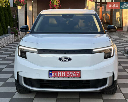 Белый Форд Explorer EV, объемом двигателя 0 л и пробегом 5 тыс. км за 38000 $, фото 13 на Automoto.ua