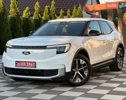 Белый Форд Explorer EV, объемом двигателя 0 л и пробегом 5 тыс. км за 38000 $, фото 2 на Automoto.ua