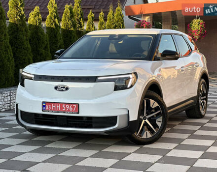 Белый Форд Explorer EV, объемом двигателя 0 л и пробегом 5 тыс. км за 38000 $, фото 1 на Automoto.ua