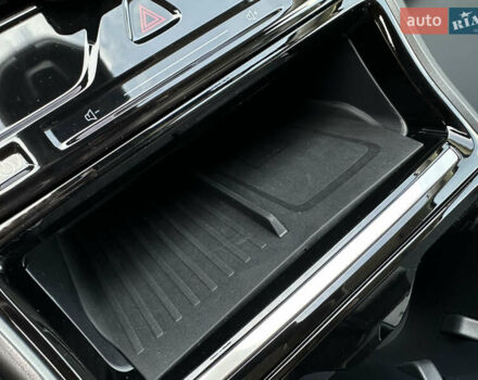 Синий Форд Explorer EV, объемом двигателя 0 л и пробегом 8 тыс. км за 35900 $, фото 33 на Automoto.ua