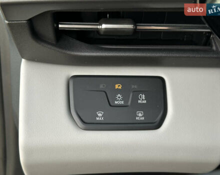 Синий Форд Explorer EV, объемом двигателя 0 л и пробегом 8 тыс. км за 35900 $, фото 28 на Automoto.ua