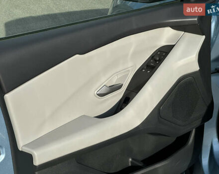 Синий Форд Explorer EV, объемом двигателя 0 л и пробегом 8 тыс. км за 35900 $, фото 17 на Automoto.ua