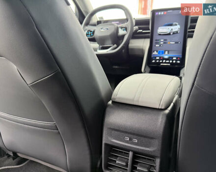 Синій Форд Explorer EV, об'ємом двигуна 0 л та пробігом 6 тис. км за 39999 $, фото 49 на Automoto.ua