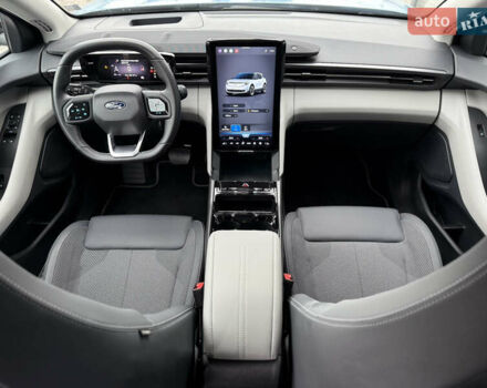 Синій Форд Explorer EV, об'ємом двигуна 0 л та пробігом 6 тис. км за 39999 $, фото 45 на Automoto.ua