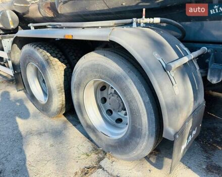 Білий Форд Trucks, об'ємом двигуна 8.97 л та пробігом 1 тис. км за 99999 $, фото 12 на Automoto.ua